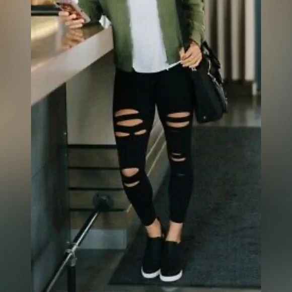 ZYIA black slash hi-rise legging - Picture 2 of 7